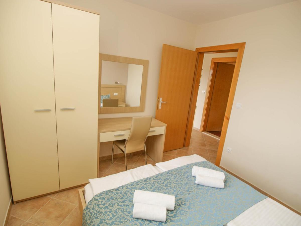 Apartments Villa Bondi Makarska Eksteriør billede