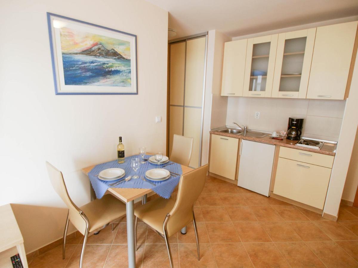 Apartments Villa Bondi Makarska Eksteriør billede
