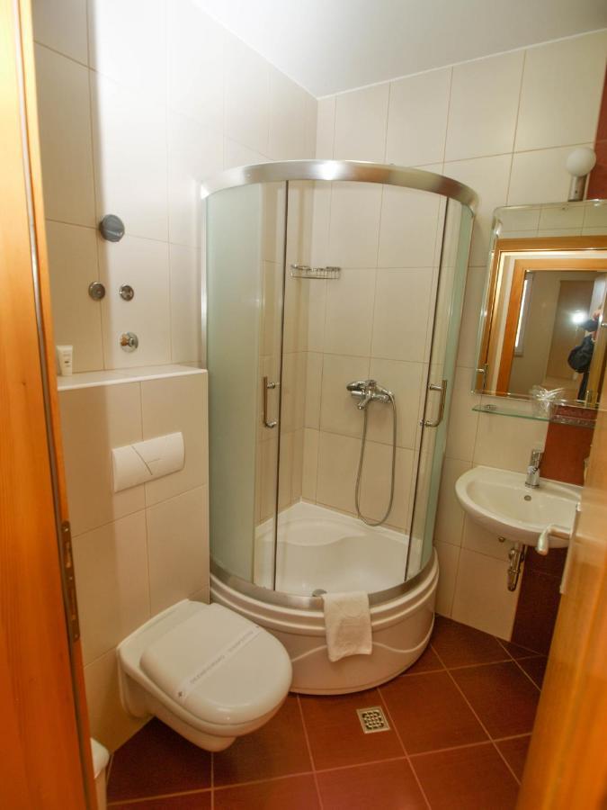 Apartments Villa Bondi Makarska Eksteriør billede