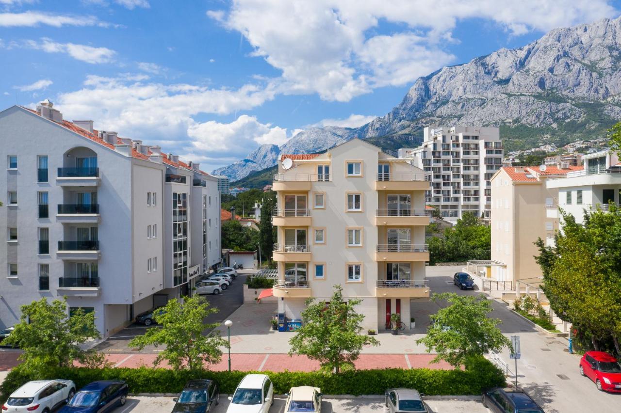 Apartments Villa Bondi Makarska Eksteriør billede